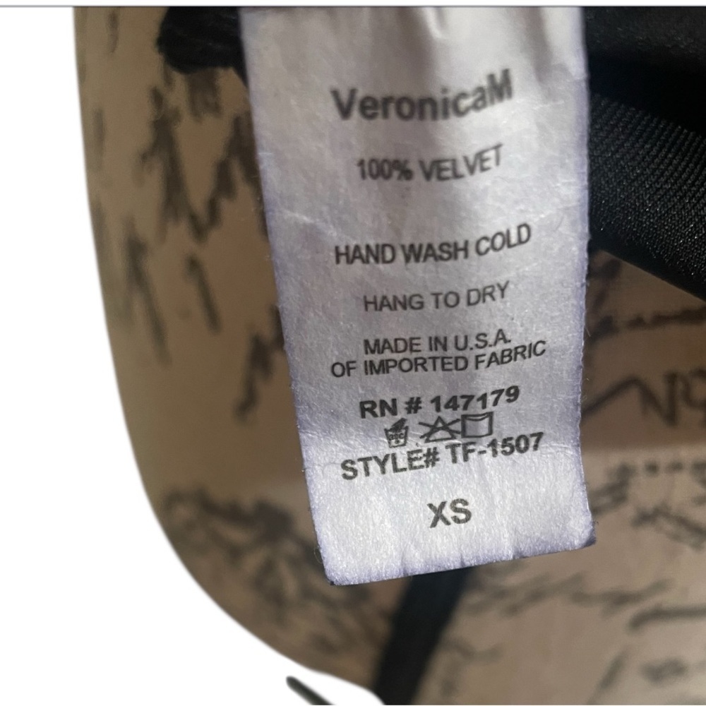 Veronica M black velvet cami top XS adjustable straps made in USA - Picture 5 of 5